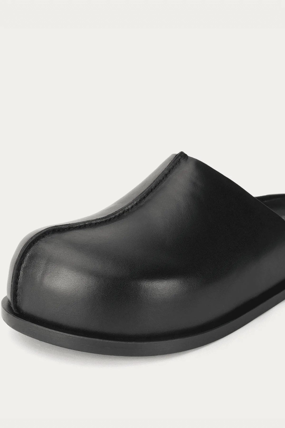 ALASTOR SLIDE BLACK