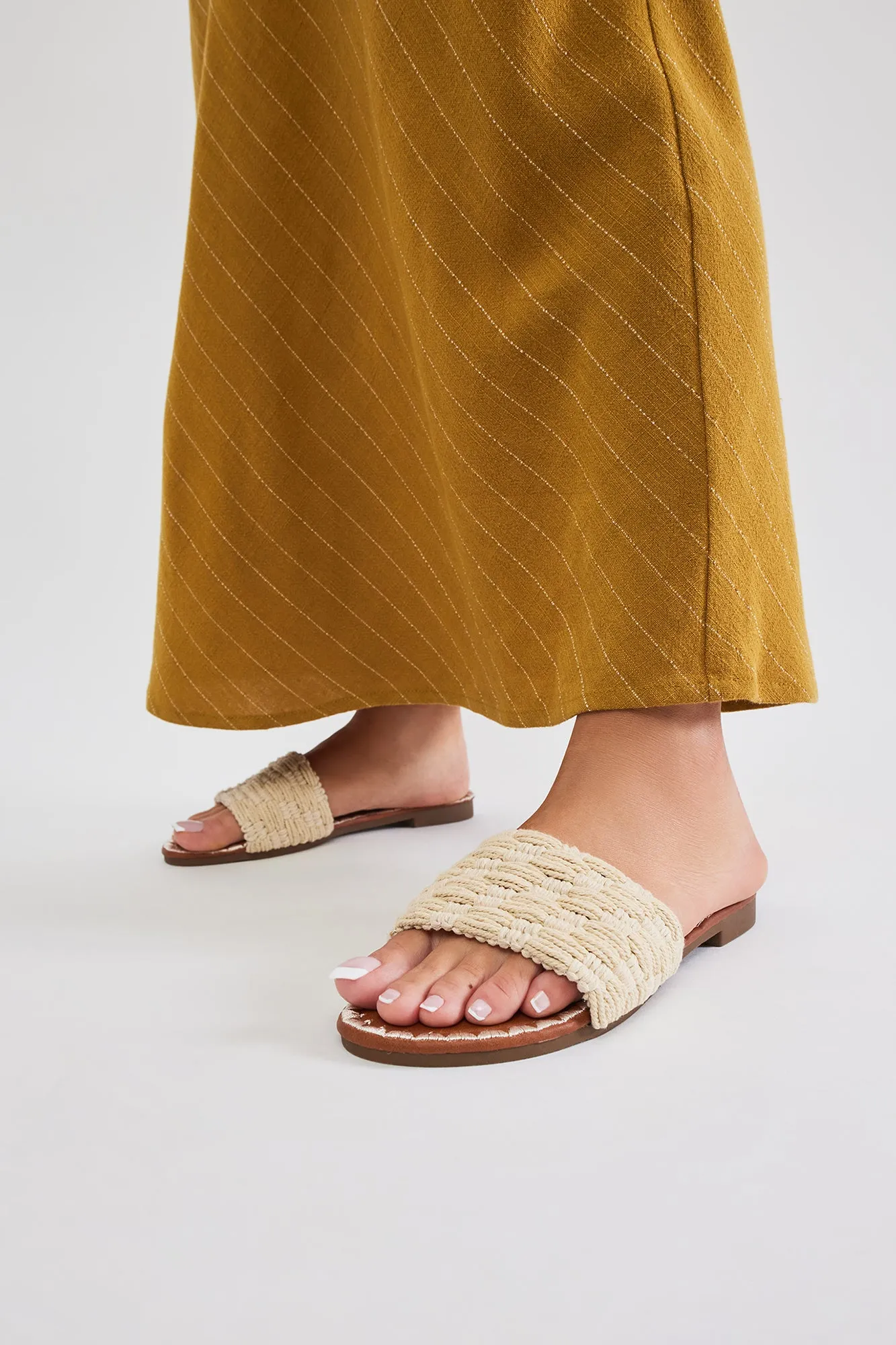 Aurelia Flat Sandals - Beige