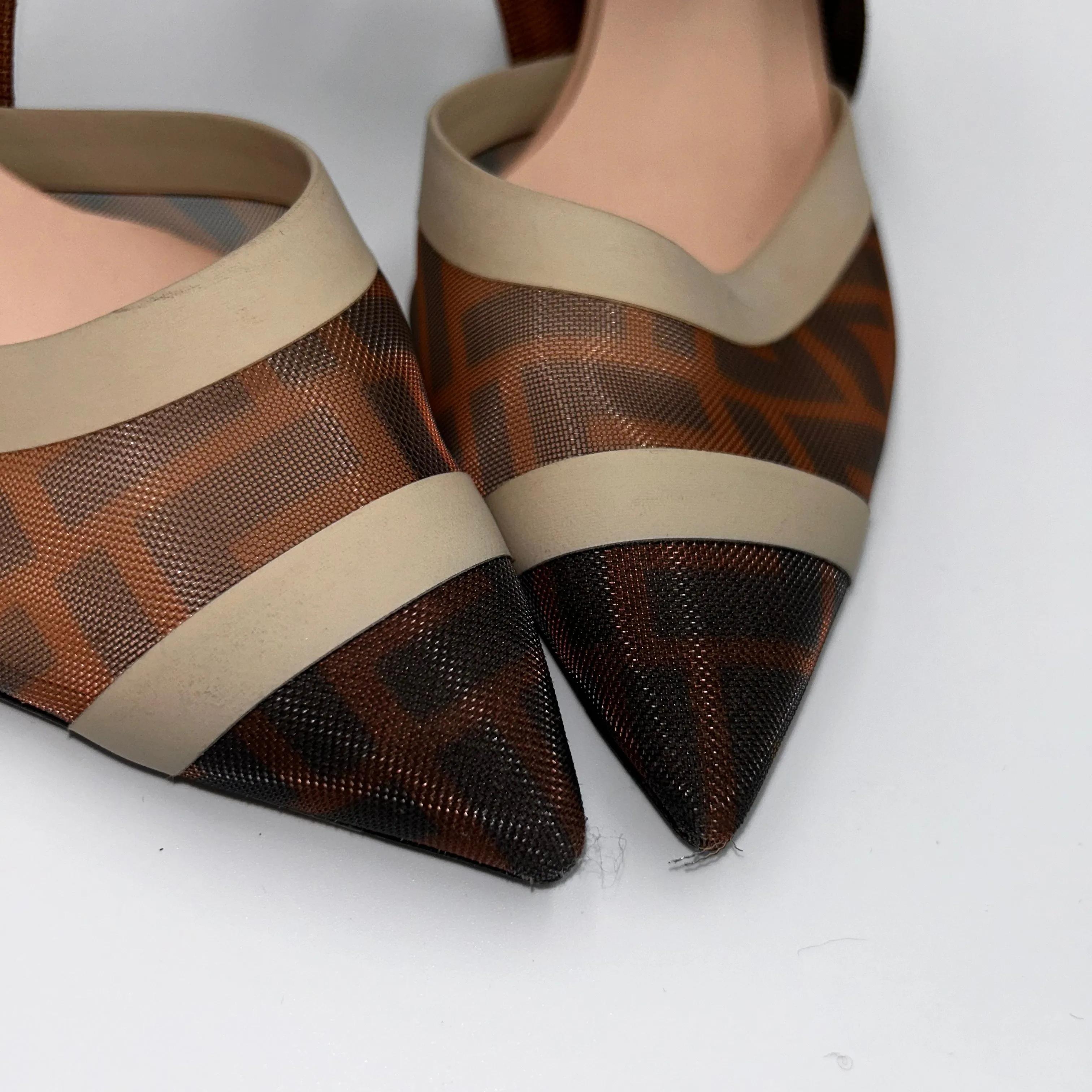 Fendi £800 Colibri Tan & Camel Slingback Heels 38