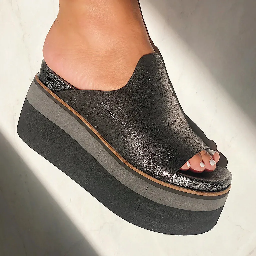 Flow Platform Sandal - Pewter