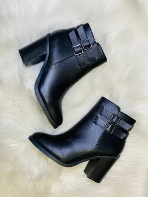 Hit The Trail Booties: Black