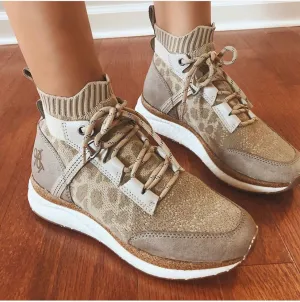 OTBT - HYBRID in KHAKI Sneakers