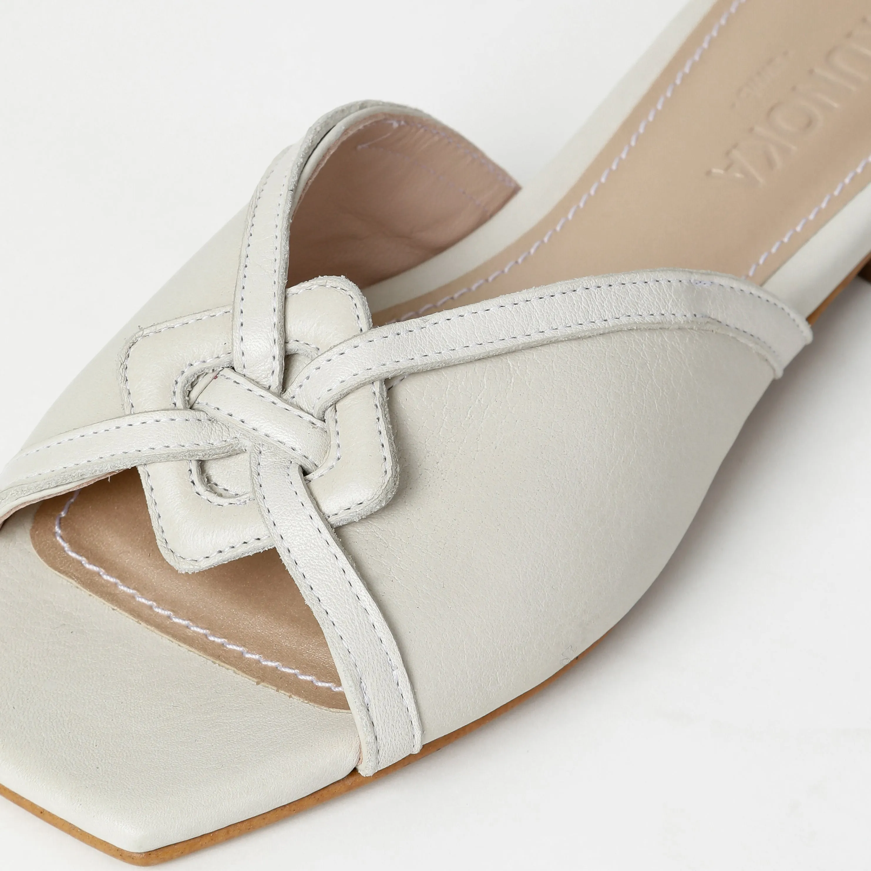 SANDRINE flat sandal - Daisy