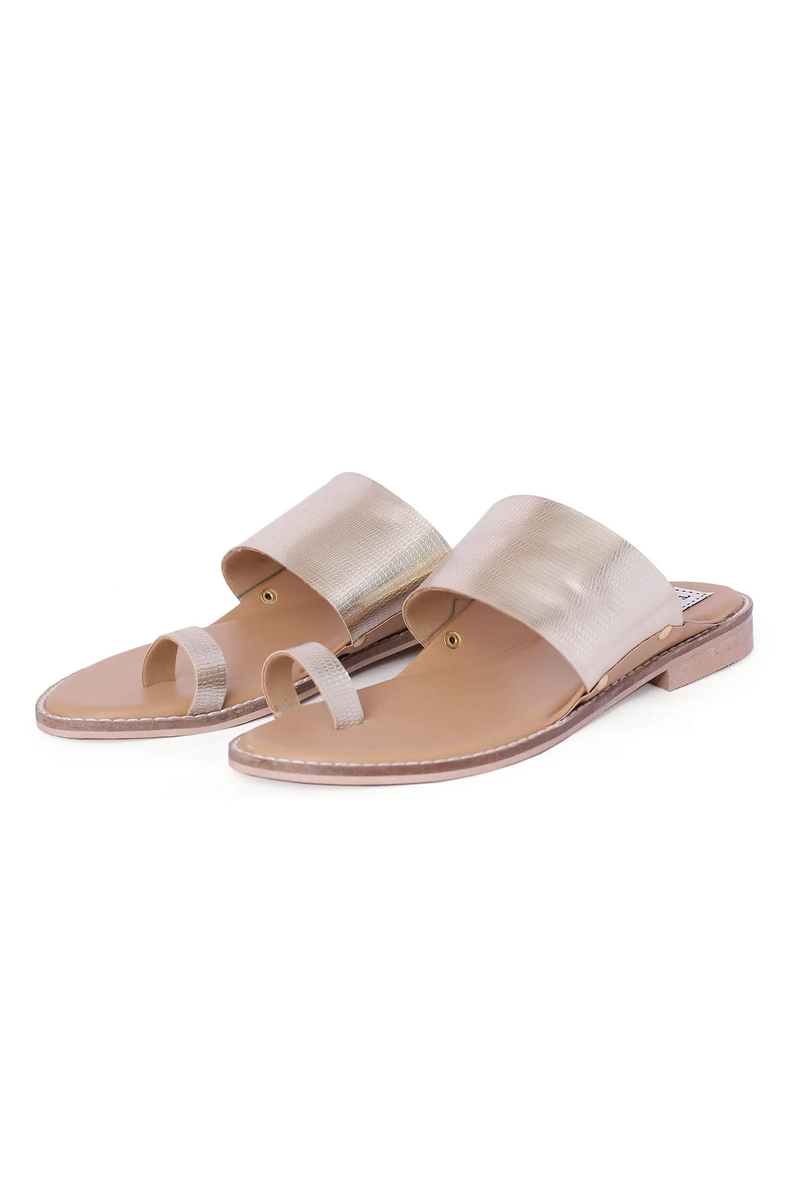 Textured Silver Cruelty-Free Leather Kolhapuri Inspired  Chappals